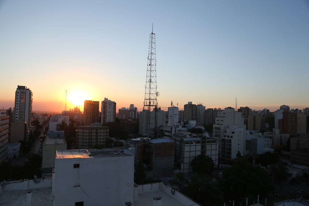 Hotel Neu 354 Neuquen Exterior photo